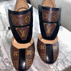 Louis Vuitton Headline Monogram Heels - EU38.5